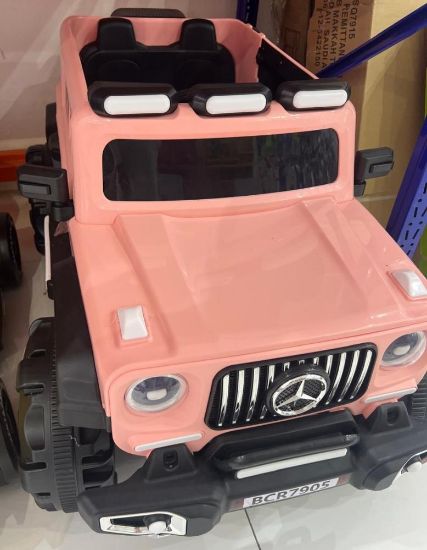 صورة جيب مرسيدس فخم